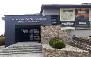 Budynek Ośrodka Dziejów Ziemi Mielnickiej