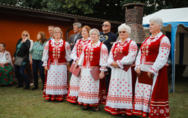 Zespoły, goście, organizatorzy i publiczność na Festynie.