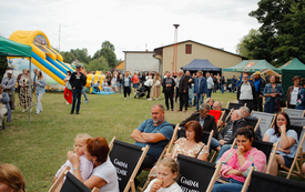 Zespoły, goście, organizatorzy i publiczność na Festynie.