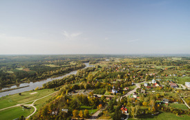 Zdjęcie przedstawia panoramę miejscowości.