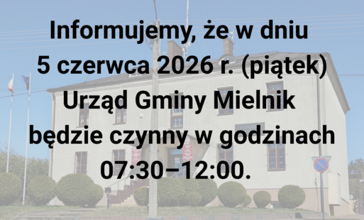 Plakat w niebieskich barwach, z budynkiem w tle i czarnym napisem.